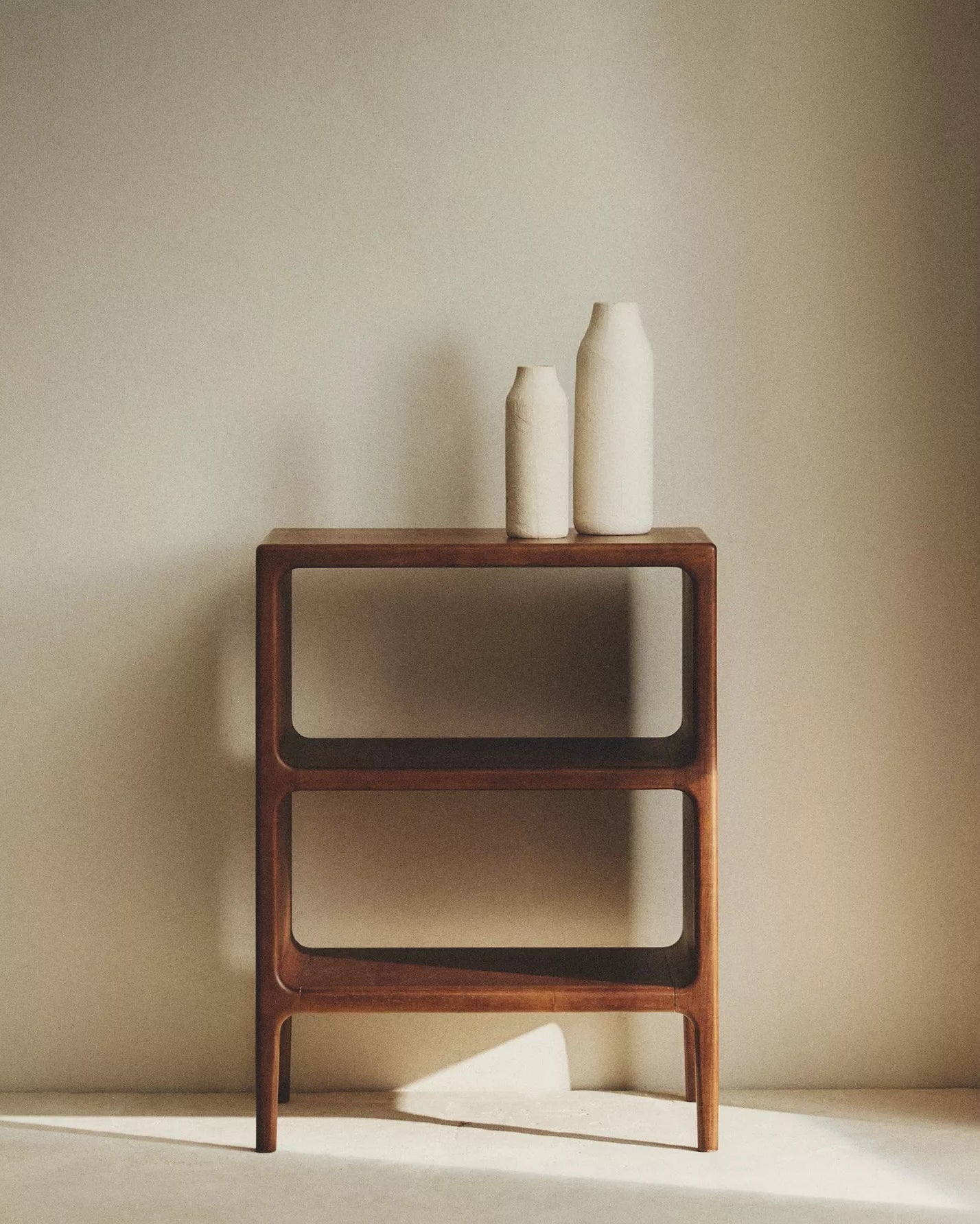 Occasional table